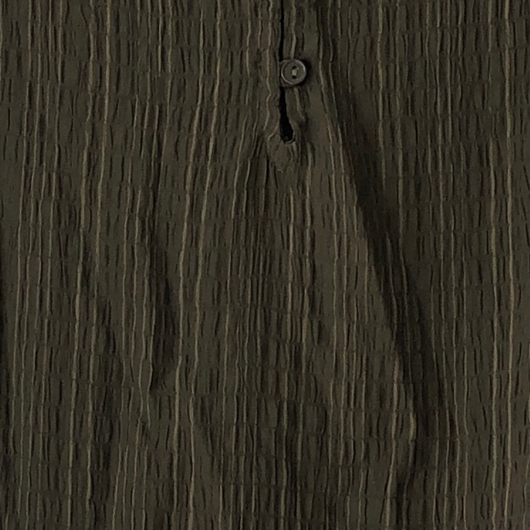 Everleigh Beautiful Olive Green Tunic Blouse SZ S  new without tags. - Picture 6 of 6